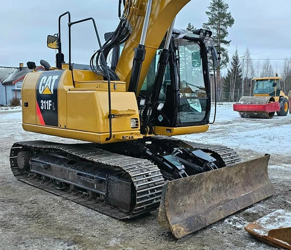 Cat 311 F LRR – 2016