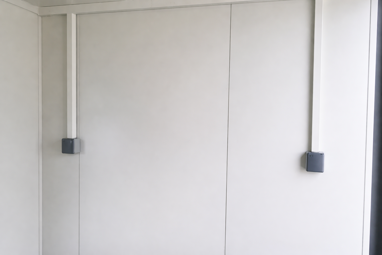 Container Snack 20 pieds aménagé – Snack Box Dynamique – Bardage bois