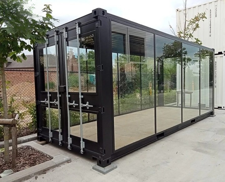 Conteneur Vitré de 20 Pieds – Neuf
