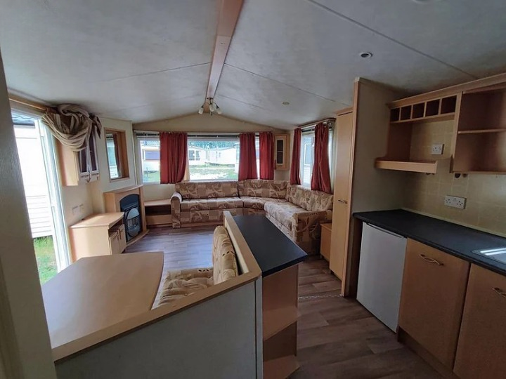 Maison container 14 m² isolée – Tiny House bois Mélèze – Module habitable