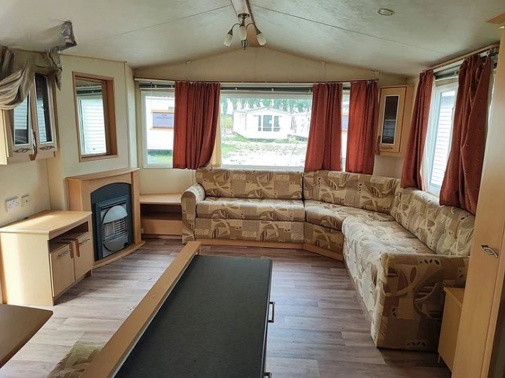 Maison container 14 m² isolée – Tiny House bois Mélèze – Module habitable