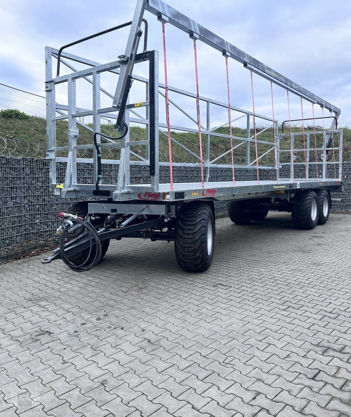 Remorque agricole Fliegl DPW 210 BL Ultra – 3 essieux – PTAC 21 t – 2023