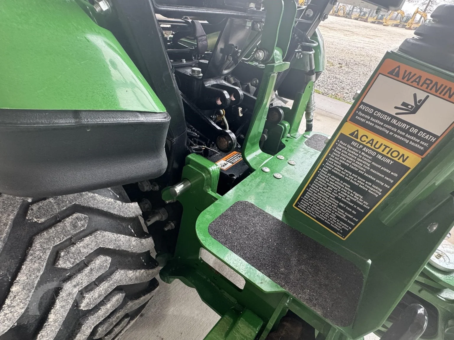 John Deere 1025R