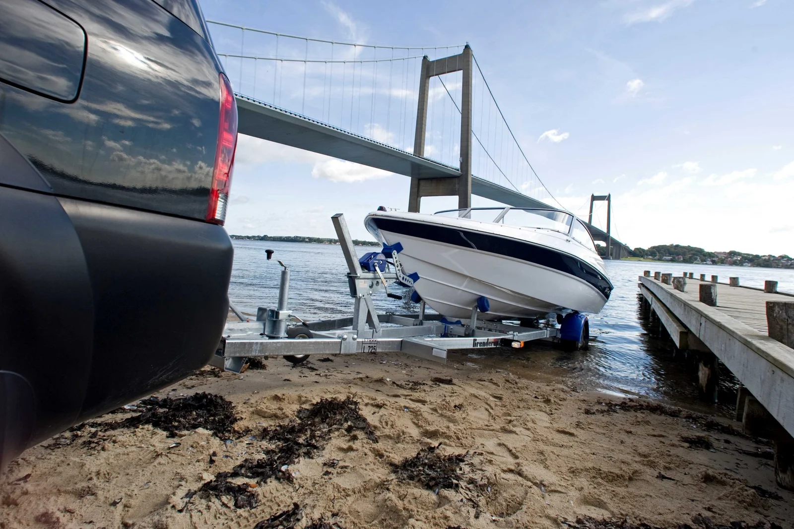 Remorque bateau 1000 kg – 5,88 m – 13 rouleaux – Freinée