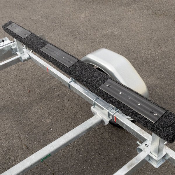 Remorque bateau 500 kg – Rouleaux + patins EasyGliss – Feux LED